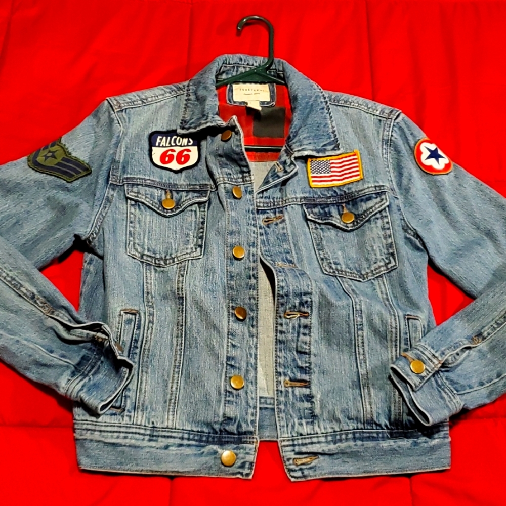 Forever 21 premium denim jacket,size s